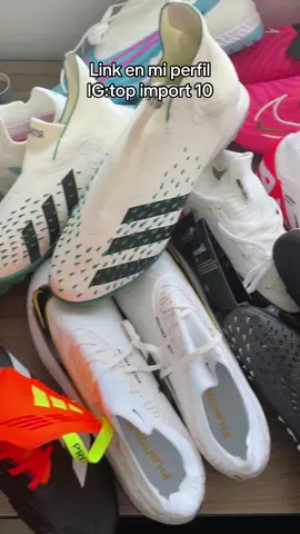 #viral #fyp #futbol #chimpunes #zapatosfutbol #futbol⚽️ #zapatillas #botasfutbol ##unboxing##rcardou##choteras##guayos##adidas##predator