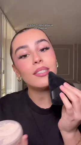 Astuce de pro pour glow up ton makeup 🩷🫶🏻 #astucebeauté #maquilleuse #beautytips 