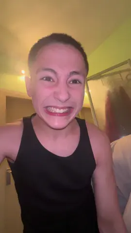 Kolonia nach Wunde classiker🔥😂 #brüder #cemtv #cengiz #colonia #burn @Cengizhan_ 