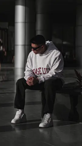 3 Poses on fire📸🔥 . . #style #mensfashion #menstyle #poses #pose #foryou #trending #moazz_morgan 