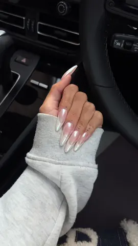 rise and shine its new nail day bby☁️ this set is EXACTLY what i wanted eeekk @Emily 💅🏼 #fyp #nails #nailvlog #glazeddonutnails 