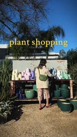 plant shopping on a beautiful breezy day 🌿 wearing my Juno Belt Bag from @Hobo Bags, i can never resist a pop of green 💚 it’s the perfect size + i love being hands free. makes it easier to juggle plants and pots 😂 ad | #handsfreebyHOBO #plantshopping #marinadelrey #baglovers #springstyle #crossbodybag #beltbag 