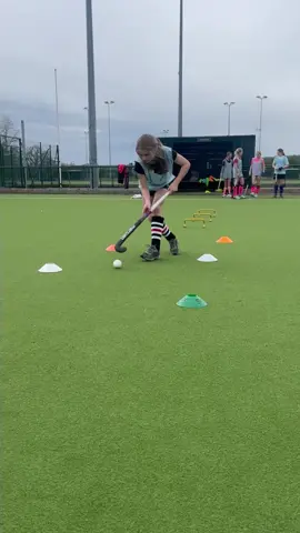 The ultimate hockey warm ups working on change of direction, flicking and ball carrying! EXCITE CHALLENGE INSPIRE! 🔥 #fieldhockey #summercamp #fyp #hockeytiktoks 