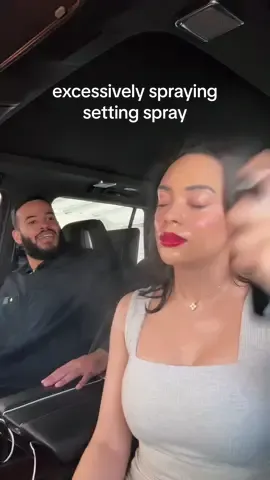 the drama 😭😭 a moment of silence for my fave setting spray rn @Morphe Cosmetics #morphepartner