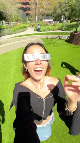 Who saw the eclipse? 😍 #LosAngeles 