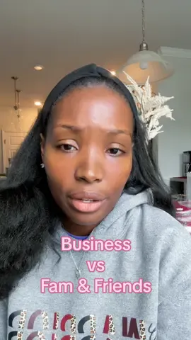 Support is free ✨ #fyp #contentcreator #entrepreneur #commonmistakes #supportisfree 