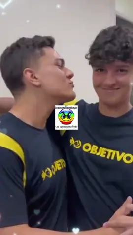 qual a pessoa mais bonita do objetivo paulista? #fyp #fypシ #quartetomaravilha #quarteto #terceirao #terceirao2024 #entrevista #entrevistanaescola #escola #school #pessoamaisbonita #viral #trend #objetivo #paulista 