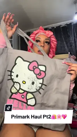 How cute is the brush though 🤩 #primarkxhellokitty #haul #shoppinghaul #hellokitty #CapCut 