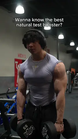 You’re literally natty because test is produced naturally #gym #GymTok #fakenatty 