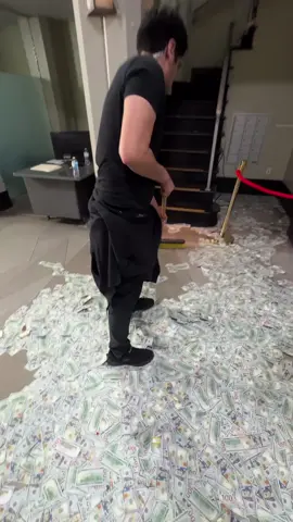 Follow me for Good Luck 💵💸💰