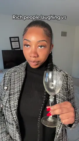 Next date i go on imma just ask the gentleman to laugh real quick .. tryna see sumn #rich #wealth #golf #broke #ghetto #relatable 