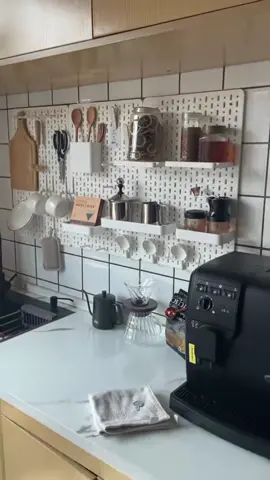 Papan pegboard Gantung dekorasi Aksesoris Rak Penyelenggara estetik Dekorasi esports kantor dapur Kait dan Seka.  #pegboard #makeover #bedroom  #dekorasi #fyp