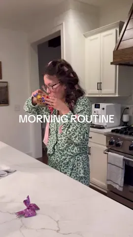 Mornings are my favorite.🥹🫶🏼🩷💅🏼🎀✨🪩☕️reading devotionals while getting the kids ready too🤍#momoffour #morningroutine #morningvlog #schoolschedule #schoolroutine 