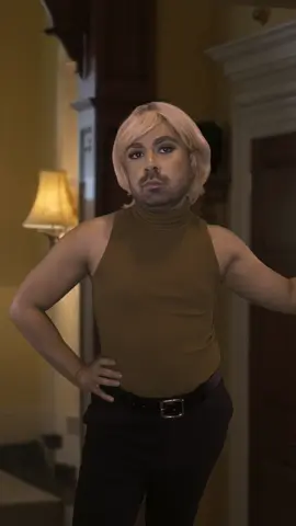 Replying to @Layzeye hi i’m diana and you’re watching #thecrown  #princessdiana #dianaprincessofwales #dianaspenceredit #thecrownedit #revengedress 