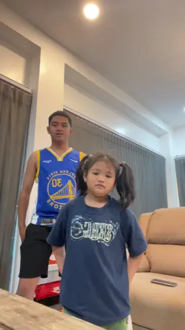 Sigi alalahanin mo!! HAHAHAAH #kalooooooooooo #karlhimantog #kallyyyy 