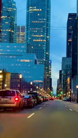 Dream city toronto🇨🇦🍁🤟💔#travelcanada🇨🇦 #canada_life🇨🇦 #torontodowntown🔥🇨🇦canada #blessedbytheview #canada #city #traveltoronto #fyp #foryou #foryoupage 