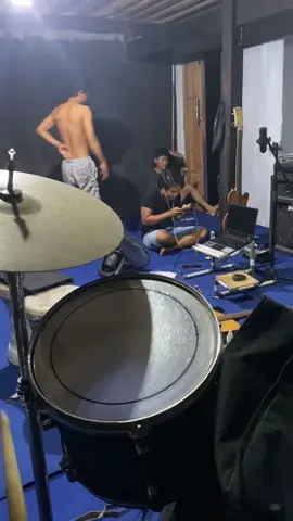 Drum prank