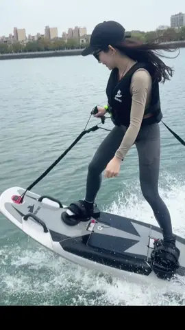 RUSH WAVE , It's too high. I can't stop #rushwave  #Surfing #surfboard #electricsurfboard