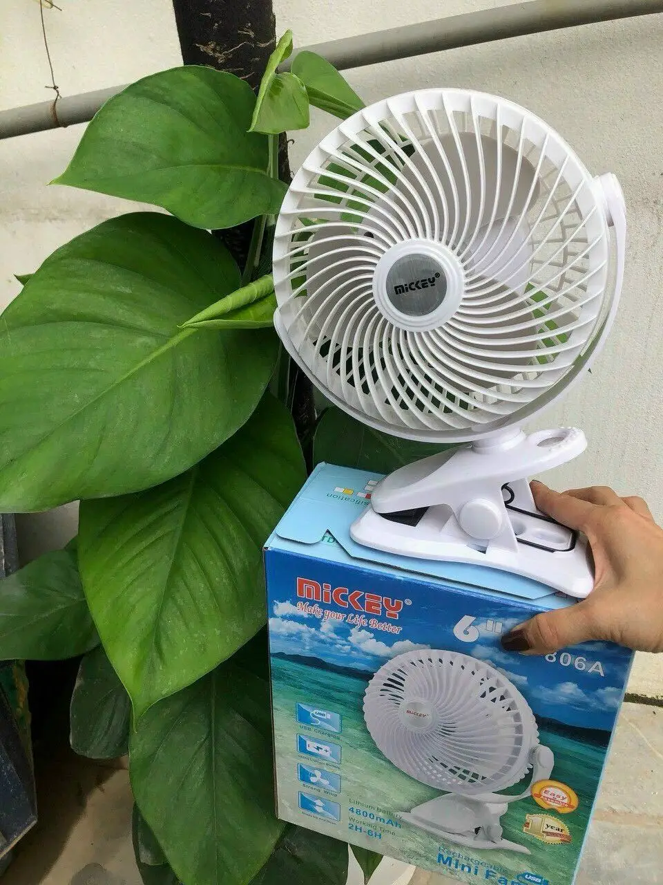 #quạt_tích_điện_mini_có_đènled  #xuhuongtiktok  #xuhuongtiktok 