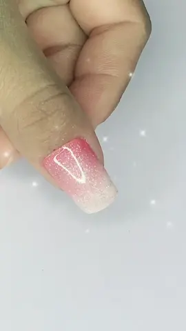 🩷🤍💅 esfumado com glitter ✨✨ #foryoupageofficiall #nailart #esmat #videoviral #rpm #goviral #foryou 