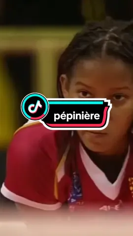 Melissa Vargas, dès ses 13 ans faisait déjà ses premiers pas dans l'équipe Nationale de Cuba qui est son pays d'origine. Nous avons sélectionné quelques images pour vous...#CapCut #melissavargas #volleyball #cuba #power @004🏐🥇🌟 