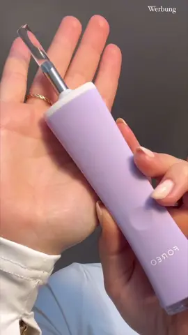 ESPADA™ 2 plus is specifically designed to clear recurring acne by treating each individual spot with ultimate
 precision.
 Precise light guide channels 415 nm blue LED directly onto each spot, to effectively terminate existing acne and
 inflammation on the skin’s surface.
 T-Sonic™ pulsations stimulate microcirculation to accelerate the skin renewal process.
 Blue LED helps to regulate your skin’s natural oil production, which results in minimized pores and smoother skin.
 Be flawless!
 Credit to lovely @svftxliva
 Link in bio for more info
 #foreo #espada2plus #clearskin #acne #acnetreatment #blueledlight 
