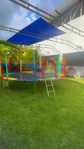 Pula Pula Extra Grande Acompanha monitor 😊 Diversão garantida!  #locacaodebrinquedosinfantis #pulapula #camaelastica #festadeaniversario #aniversarioinfantil #fy #fyp 