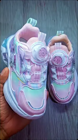 Sepatu anak perempuan bisa menyala karakter #frozen #elsa #sepatuanakperempuan #sepatuanaktaliputar #backtoschool #sepatusekolah 
