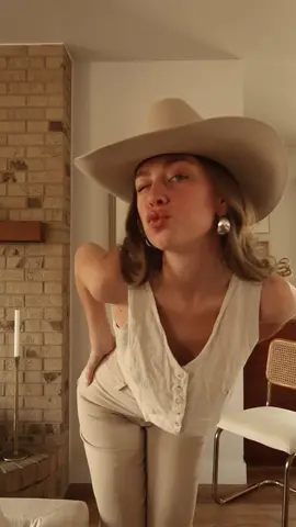 The vest is our favorite warm weather staple 🌼🤍✨ Which is your fav? #fyp #styleinspo #outfitideas #cowgirl #westernstyle #springoutfits #springfashion #OOTD #horsegirl #stylingtips 