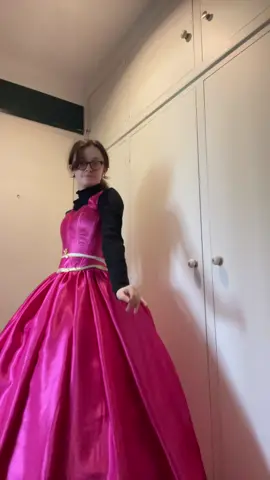Jvais poster chaque avancée je crois 🧍🏻‍♀️#barbie #pourtoi #cosplayer #cosplay #fyp #blaircosplay #barbiecosplay #barbieprincesscharmschoolcosplay #barbiecosplayer #barbieprincesscharmschool #barbieapprentieprincesse 
