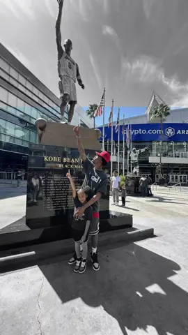 ☝🏼 time for the team!!!! 🏆 #whatwegottolose #wildmahogany #indieartist #femalemusicartist #femalerapper #cryptoarena #kobebryant #kobe #newmusic #music #playlist #musicplaylist #musictok #CapCut 