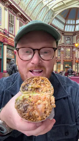 THE BIG T BURRITO IS AVAILABLE NOW AT @Tortilla UNTIL THE END OF THE MONTH!!! Make sure you visit to try it out 😃 ⭐️ If you can’t take a date, take a mate!!! Ad #london #burrito #Foodie #londonfood #wrap #food #lunch #fyp 