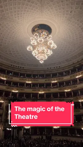 It's a kind of magic, when the lights go off and the show goes on ✨  #teatroallascala #lascala #theatre #milan 