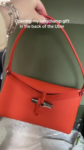 In love with the orange. So excited to style for spring and summer 🧡 @Longchamp 