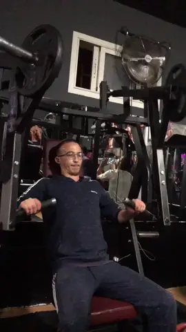 “If you want something you’ve never had, you must be willing to do something you’ve never done.” #حركة_لاكسبلورر #explore #gym #foryoupage #workout #Fitness #motivation #🇺🇸 #usa_tiktok #chestworkout 