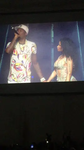 The Pink Print tour, 2015. #thepinkprint #thepinkprinttour #nickiminaj #meekmill #nickiandmeek #pdiddy #pinkfriday #pinkfriday2tour 