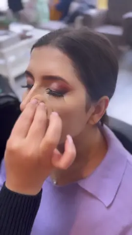 Bride Make-up Look 💄 #makeuptutorial #makeupartist #makeup #makeupideas #makeuplooks #babenhausen #dilanshairbeauty #aschaffenburg #darmstadt #dieburg #frankfurtammain #hanau #offenbach #hessen #fashion #friseur #beauty #barbershop #cosmetic #beautysalon #hudabeauty #dior #anastasia #douglas 