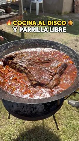 📍Parrilla Libre y Cocina al Disco en un pueblo poco conocido Se llama El Stud y queda en el pueblo de Castilla. 1h y 30 min aprox de caba  💵Valor $15 mil con bebida grande cada dos personas. Incluye todo lo que ven en el video!  #parrilla #parrillada #asado #cocina #pueblo #escapada #paseo #turismo #empanadas 