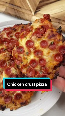 Say “YUM” if you would eat this Chicken Crust Pizza 🍕😋🙌 Ingredients:  1 can of chicken (12.5 oz) 1/4 cup Parmesan 1 egg Salt & pepper  Italian seasonings 1/4 cup marinara 1/2 cup shredded mozzarella 16 mini pepperoni slices  How to make it: 1. Drain & dry your chicken. 2. Combine your chicken, Parmesan, egg, seasonings & shape into a thin crust on a parchment lined baking sheet. 3. Bake at 450F for 10 minutes. 4. Take it out, add your toppings & put it back in until the cheese is bubbly. (5-10 mins) This simple recipe is super easy and sooo delicious 🤤 Plus it’s packed with protein 💪 