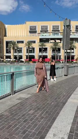 When in Dubai 😝 #janedipikagarrett #curvytiktok #missuniversenepal #bodypositivity #fashiontiktok #model #selfconfidence 