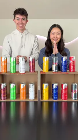 1v1 match game challenge! Who will match their side the fastest? 🤔 #matchgame #game #games #familygames #partygames #color #match #family #couple 