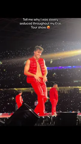 @Jan Ravnik the man that you are 🥵🪭#taylorswift #theerastour #erastouraustralia #erastour #theerastoursydney #janravnik @Taylor Swift @Taylor Nation 