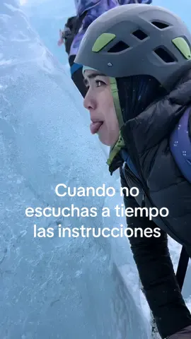 Cuando no escuchaste las instrucciones a tiempoy se te pega la lengua en el hielo #broma #hielo #CapCut #risa #funny @La mexicana en Lituania 🇱🇹 