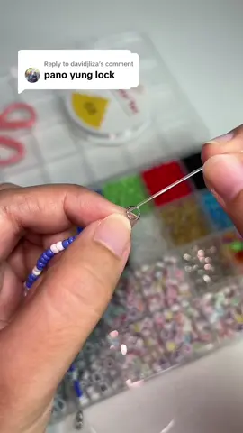 Replying to @davidjliza 2 ways pano ilock yung bracelet #diybeads #diybracelet #beads 