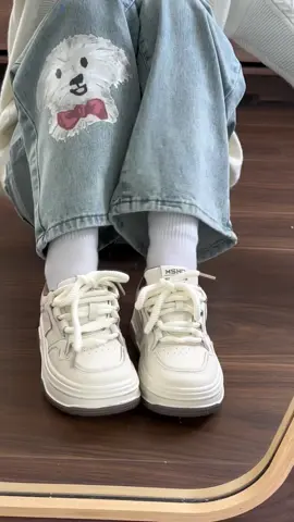 Ỏ giày xinh quá đi thui 😝 #giay #giaythethao #giayulzzang #xuhuong #viral #muataitiktok #trending #phoido #thoitrang #tipphoido #xinhdepmoingay #unboxing #xh #shoes #sneaker #viralvideo #tiktokshop 