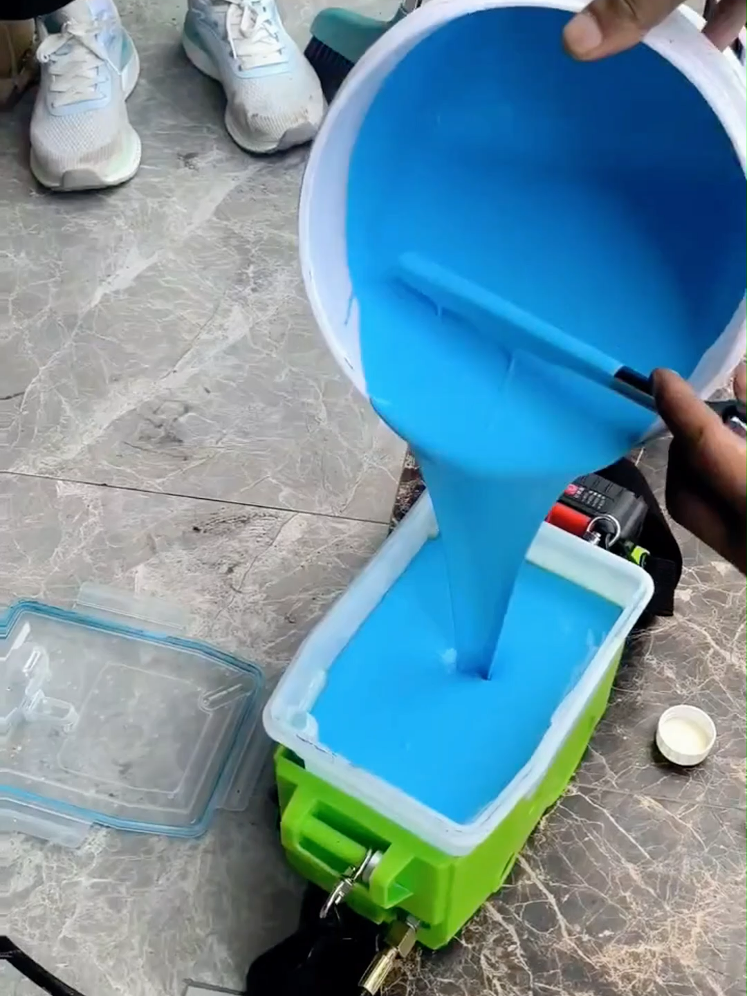 The perfect companion for artists: backpack sprayers#sprayer #paintsprayer #airlesssprayer #saveyoursprayer #airlesspaintsprayer #lordsprayer #sprayersalju #gracoairlesssprayer #foamsprayer #sprayer diy