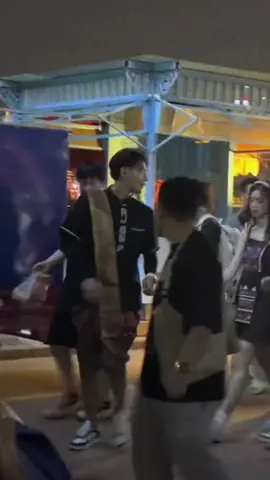 Trêu ngt cho cố vào, ngt dỗi thì lại phải dỗ thuiii 😆 #黄子韬 #徐艺洋 #洋韬超话cp #huangzitao #xuyiyang #🥰 #hoàngtửthao #từnghệdương #mycouple #fyp #fypシ 