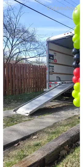 #exballoons #balloondecor #balloongarland #shimmerwall #belleville #BellevilleIL #balloondelivery #partydecor #partyplanning #ExtraordinaryBalloons 