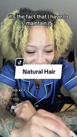 I know I’m not the only one #hairtok #blackgirlhair #naturalhair #naturalhairstyles #hair #blackcontentcreator #blackinfluencer #influencer #contentcreator #satinpajamas 