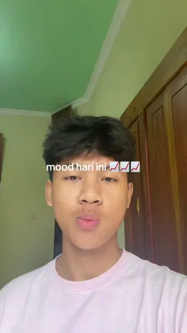 follow akun kedua gw @Muhammad Razka 